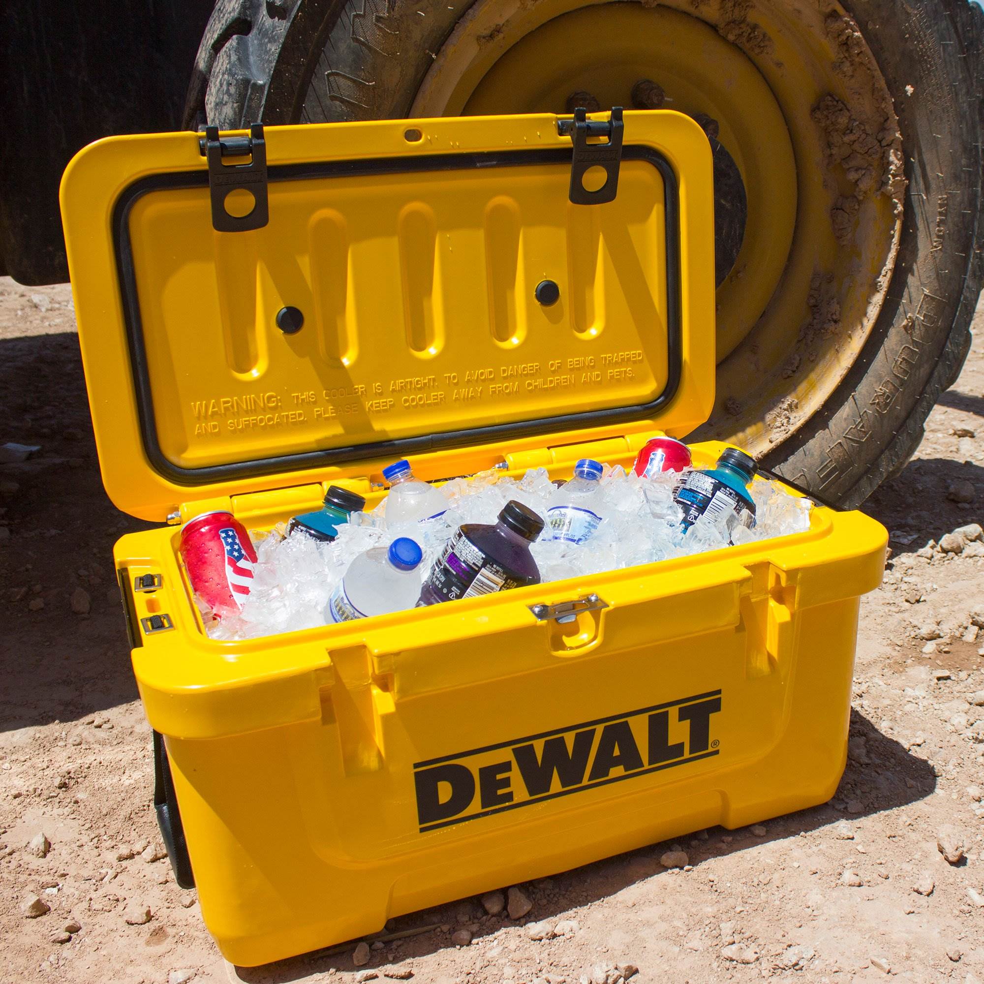dewalt electric cool box