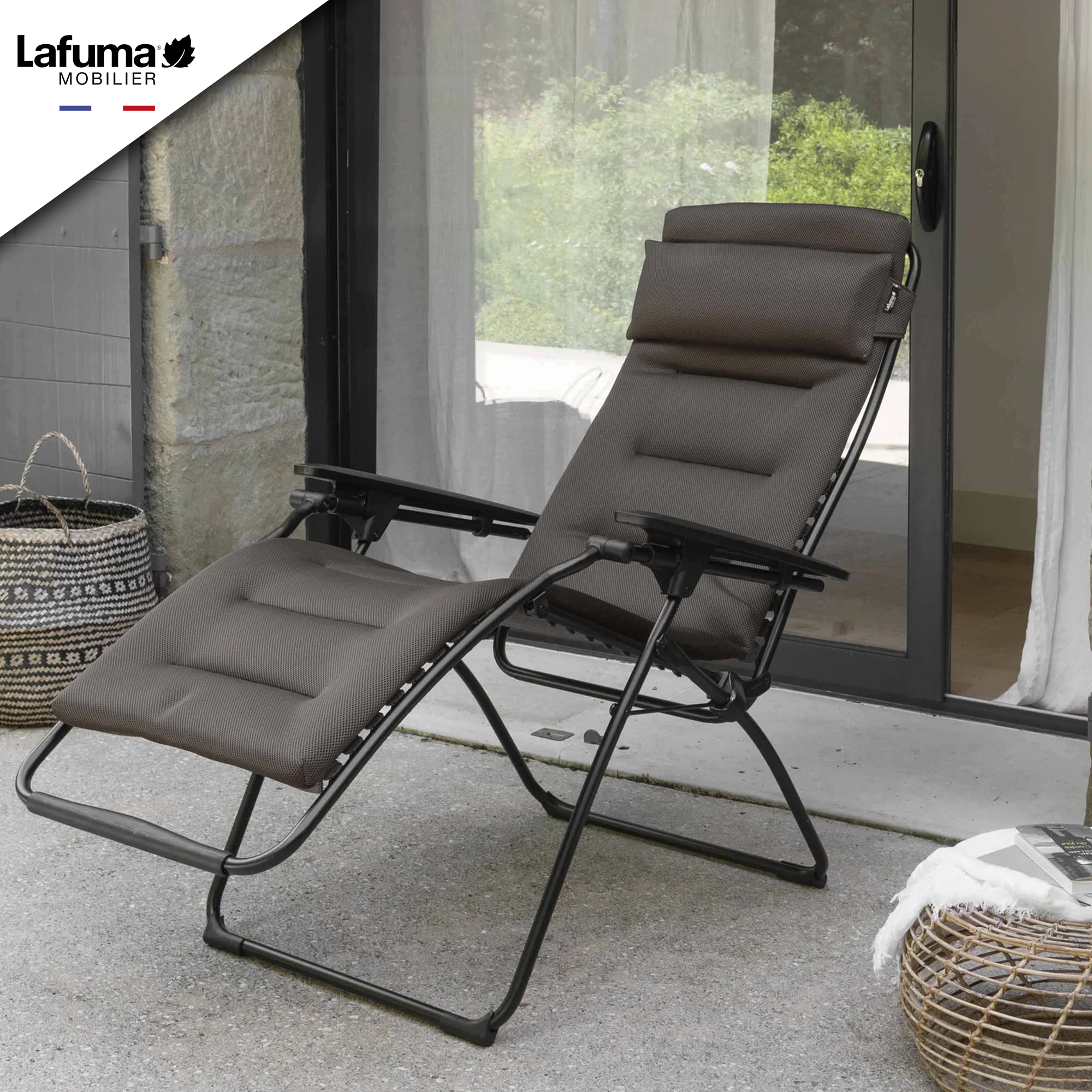 Lafuma Futura Air Comfort Zero Gravity Indoor Outdoor Recliner 