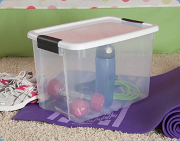 Sterilite 30 Quart Ultra Clear Plastic Stackable Storage Container (24