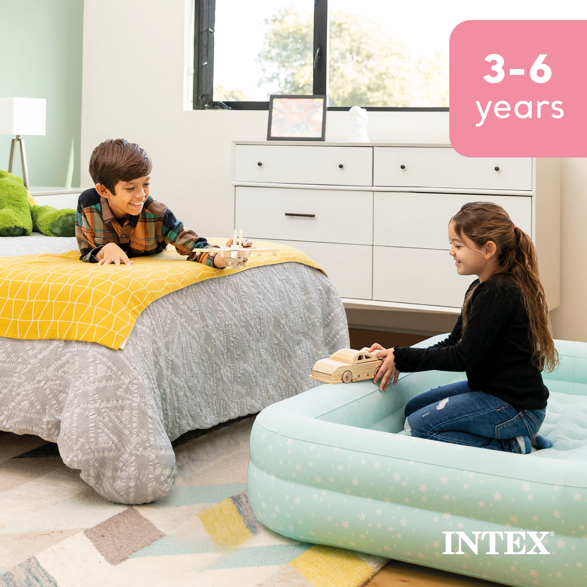 Intex Kids Travel Air Mattress Inflatable Bed with Raised Sides and Hand Pump - Bild 7 von 12