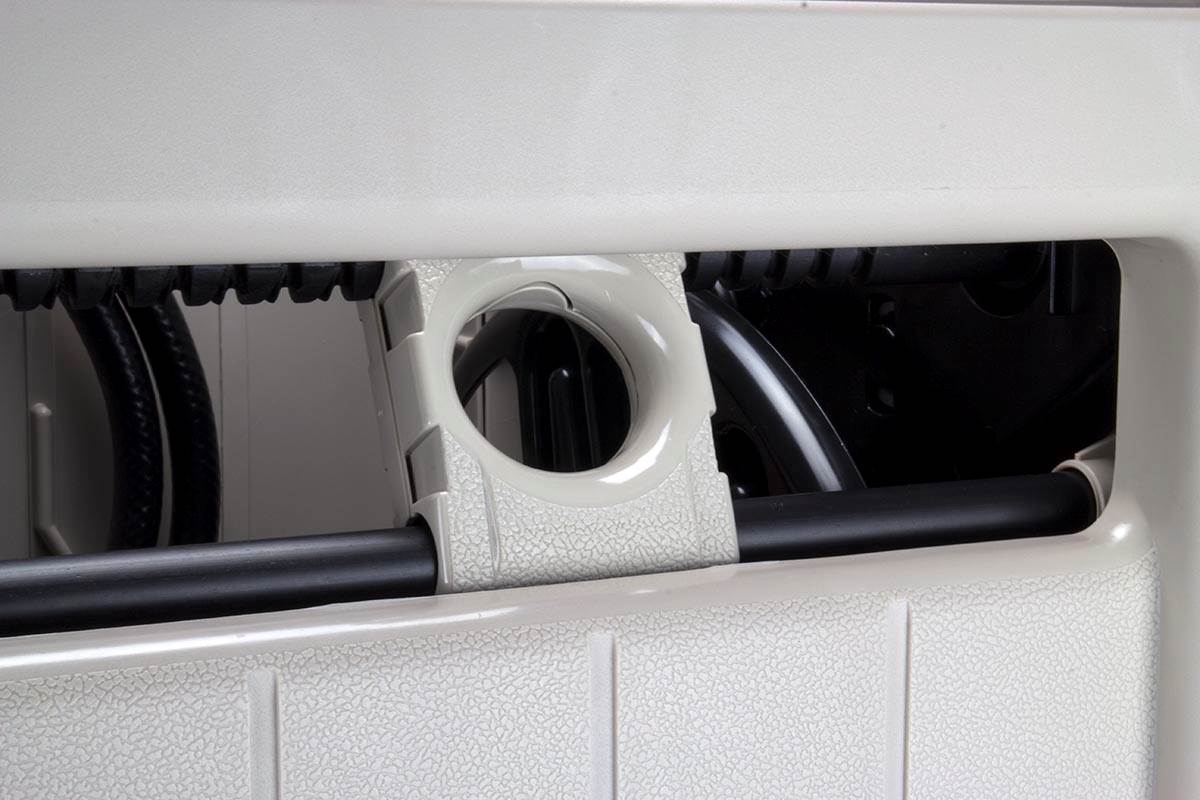 Suncast Swivel Hose Reel Storage Hideaway w/Smart Trak Hose Guide & Bin