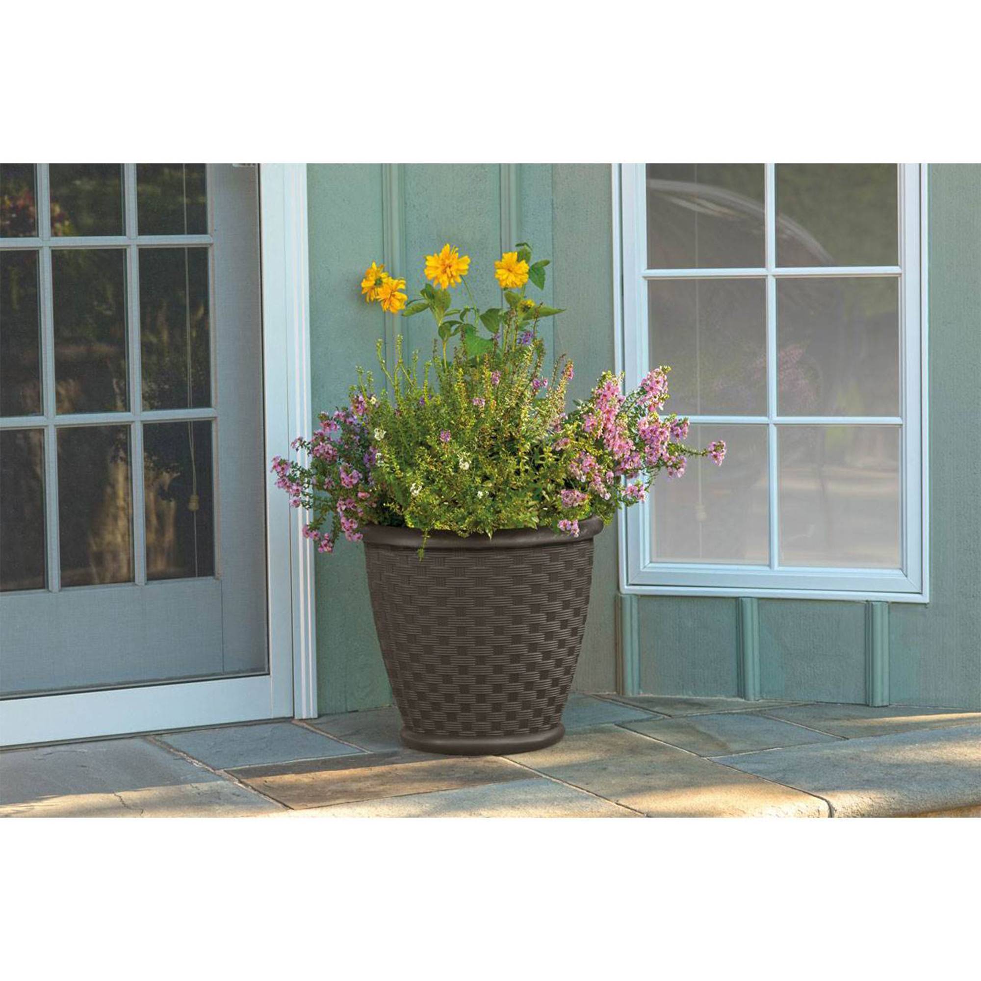 suncast sonora decorative planter