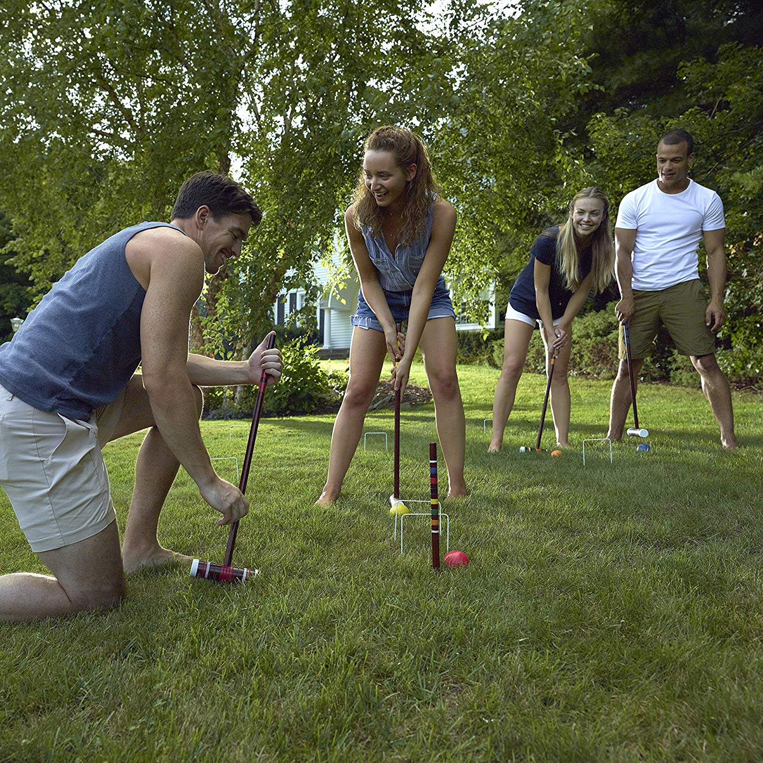 Franklin Sports 50211 Classic Family Outdoor Game Croquet Set with