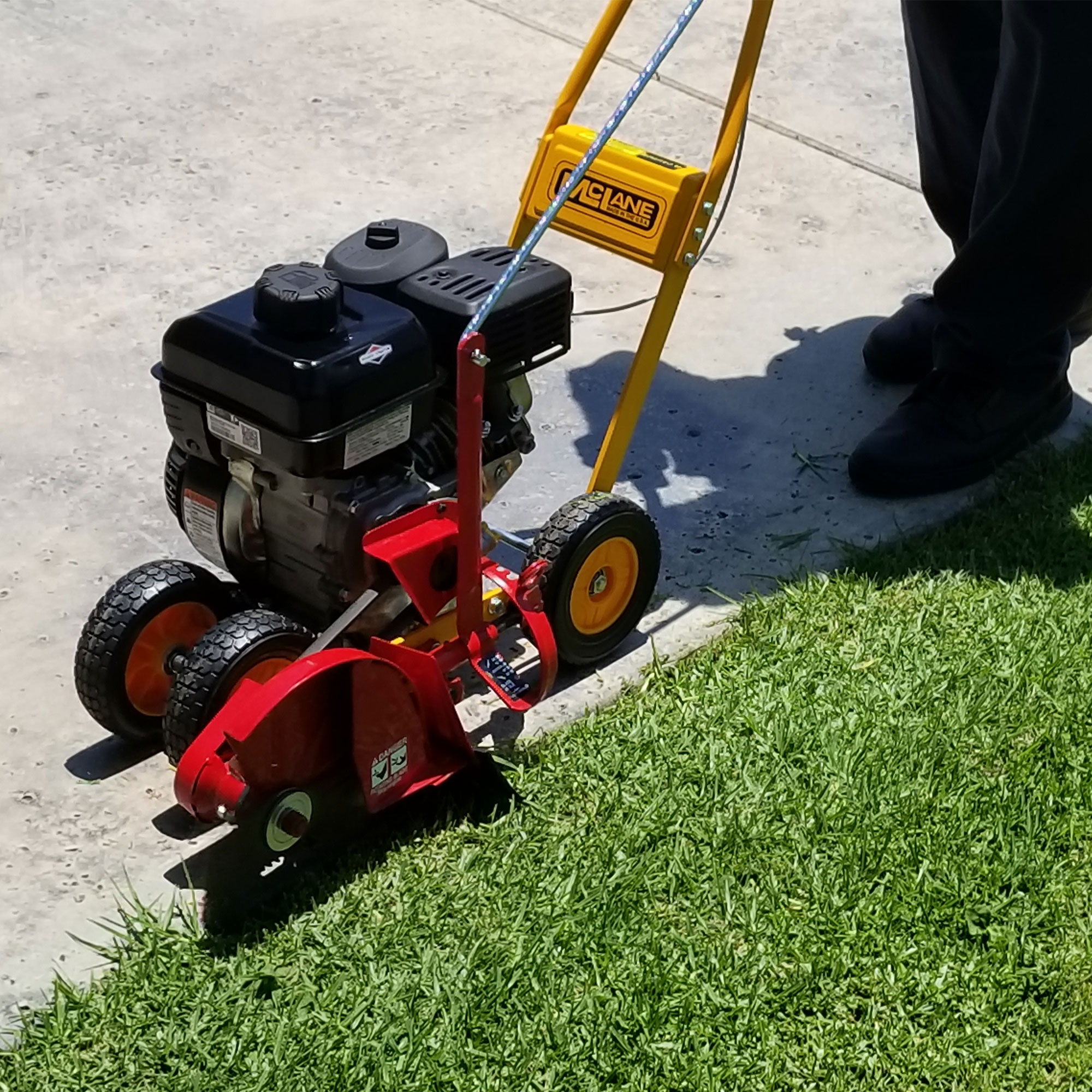 McLane 101-4.75GT-7 9 Inch Gas Walk Behind Lawn Edger, 5.50 Gross ...