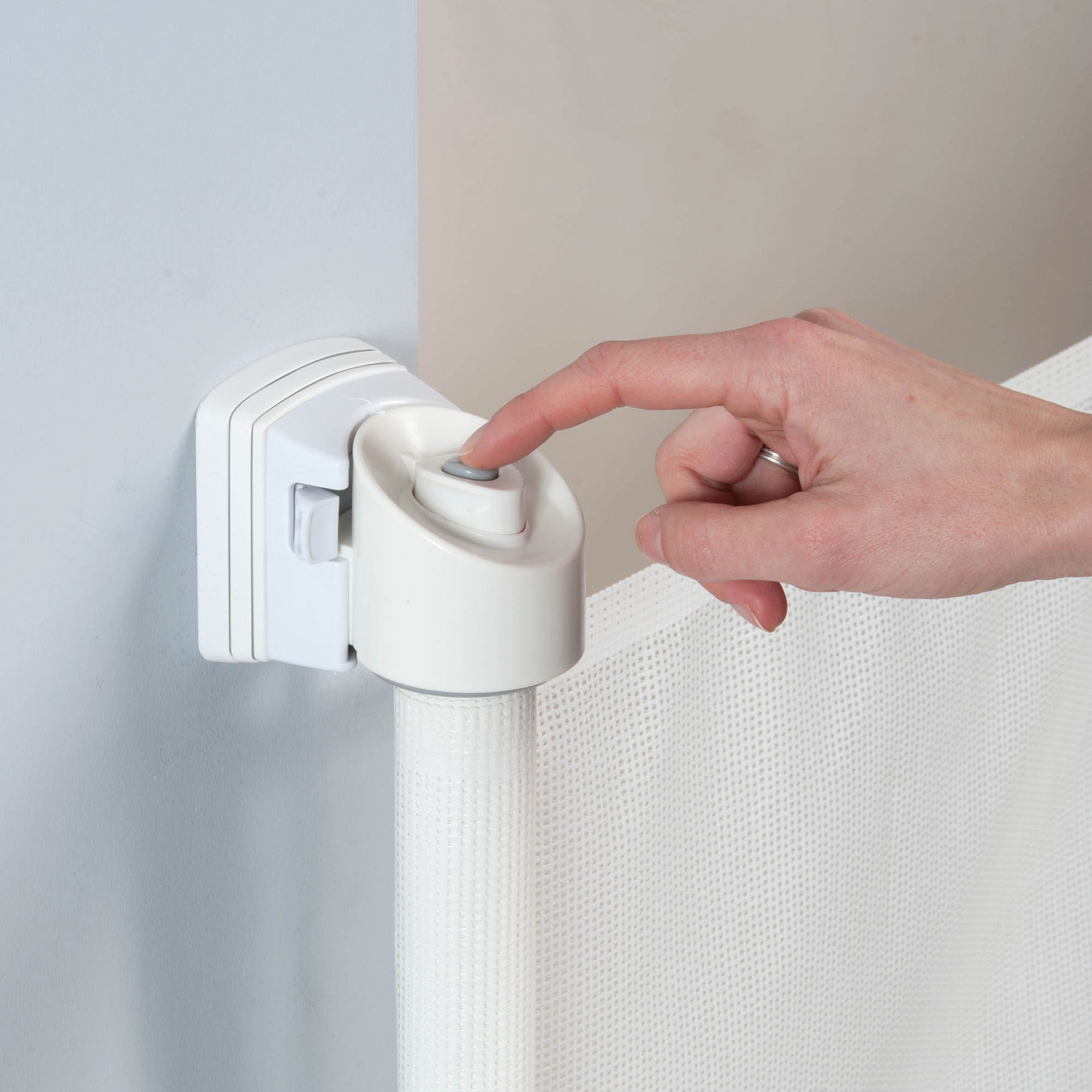 KidCo Retractable Safeway Mesh Toddler Baby Safety Gate for Stairs