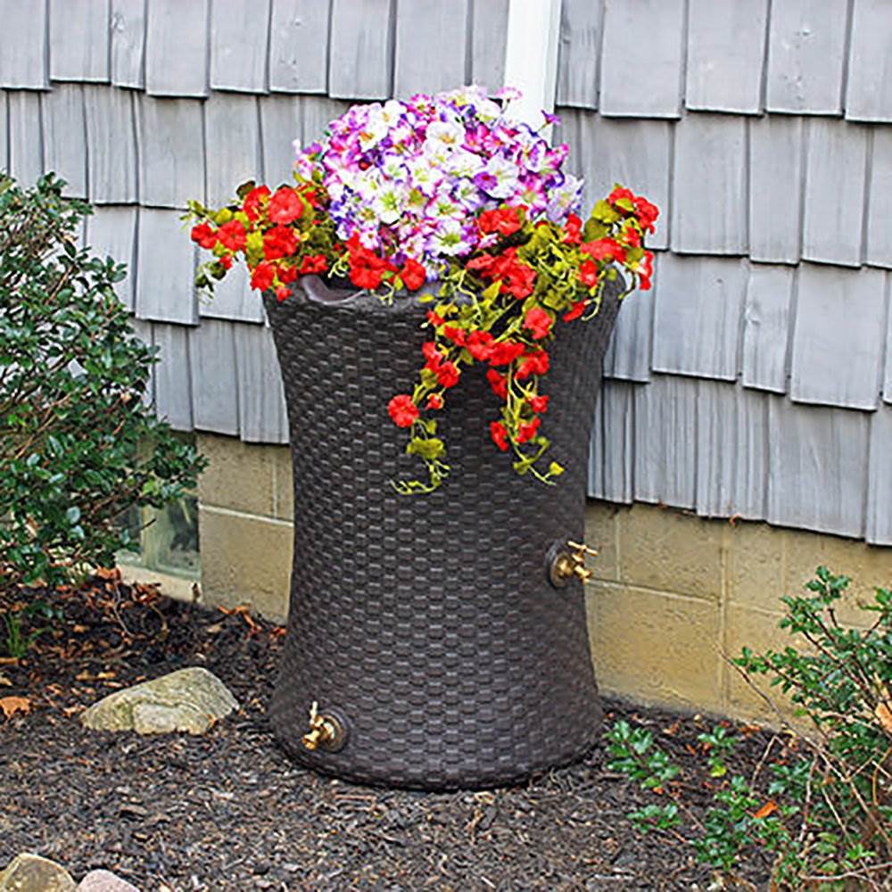 Rain barrel planter Idea