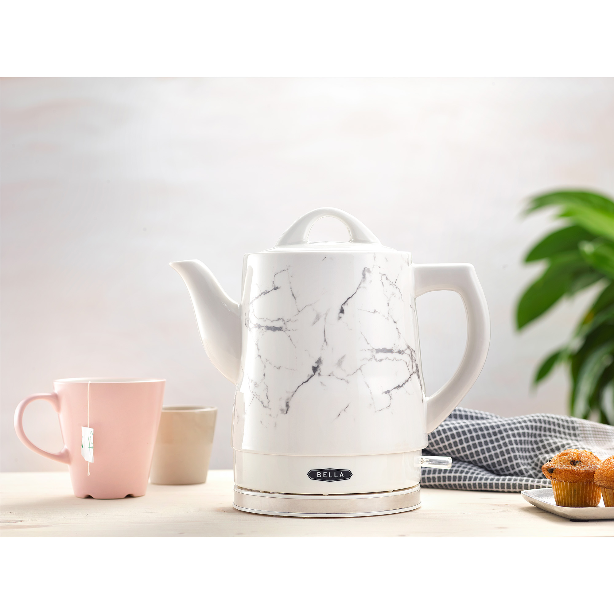 Bella Stylish 1.5 Liter 1350 Watt Ceramic Cordless Electric Kettle