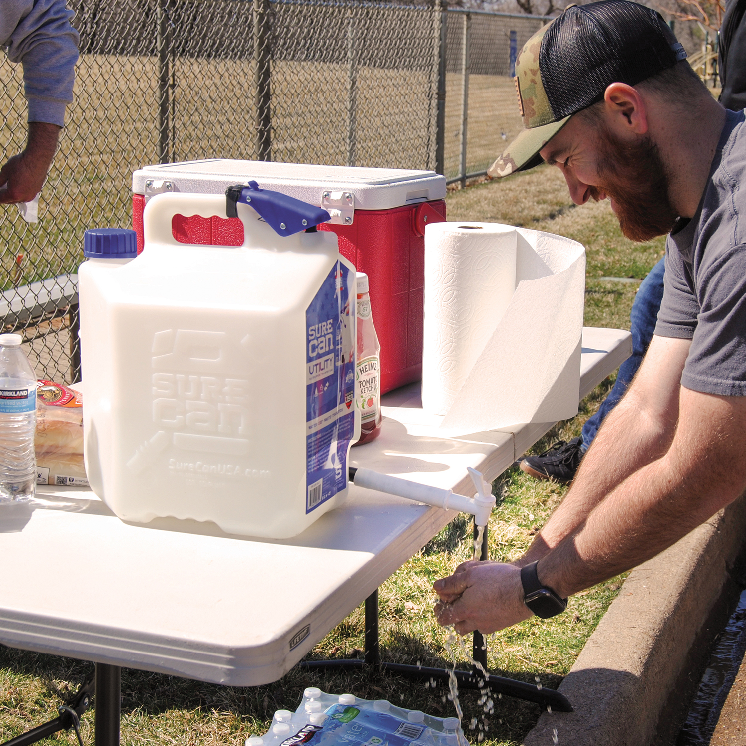 SureCan Camping Water Station 5 Gallon Utility Tank with ...