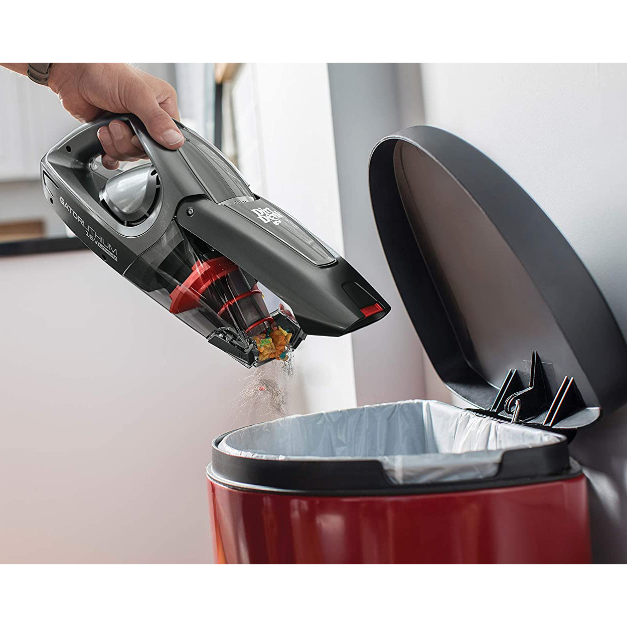 Dirt Devil BD30055B Gator Lithium 16V Cordless Bagless Handheld Vacuum