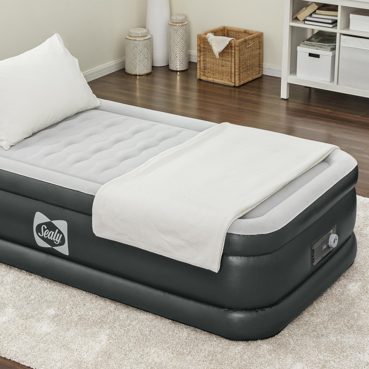 Sealy 94055e Bw Tritech 20 Inch Inflatable Mattress Twin Airbed W Built In Pump Ebay