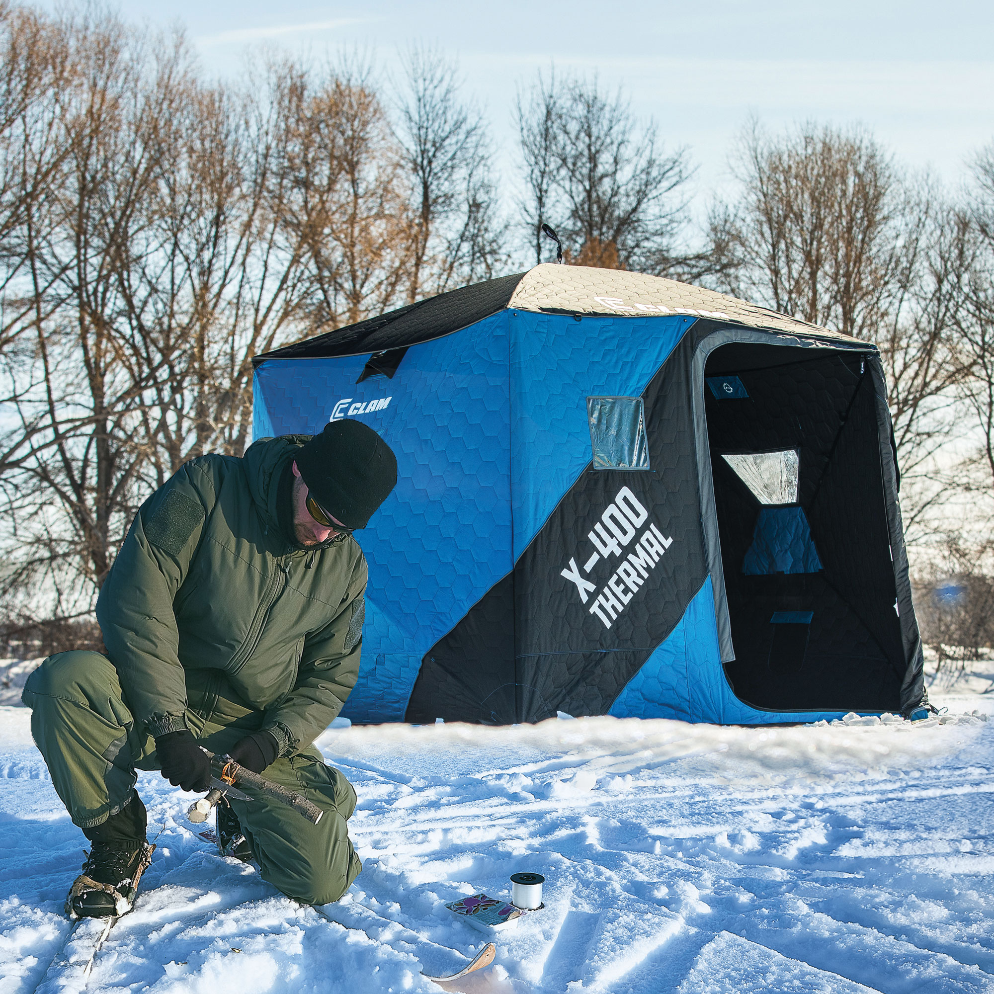 CLAM X-400 Portable 8 Ft 4 Person Pop Up Ice Fishing Thermal Hub
