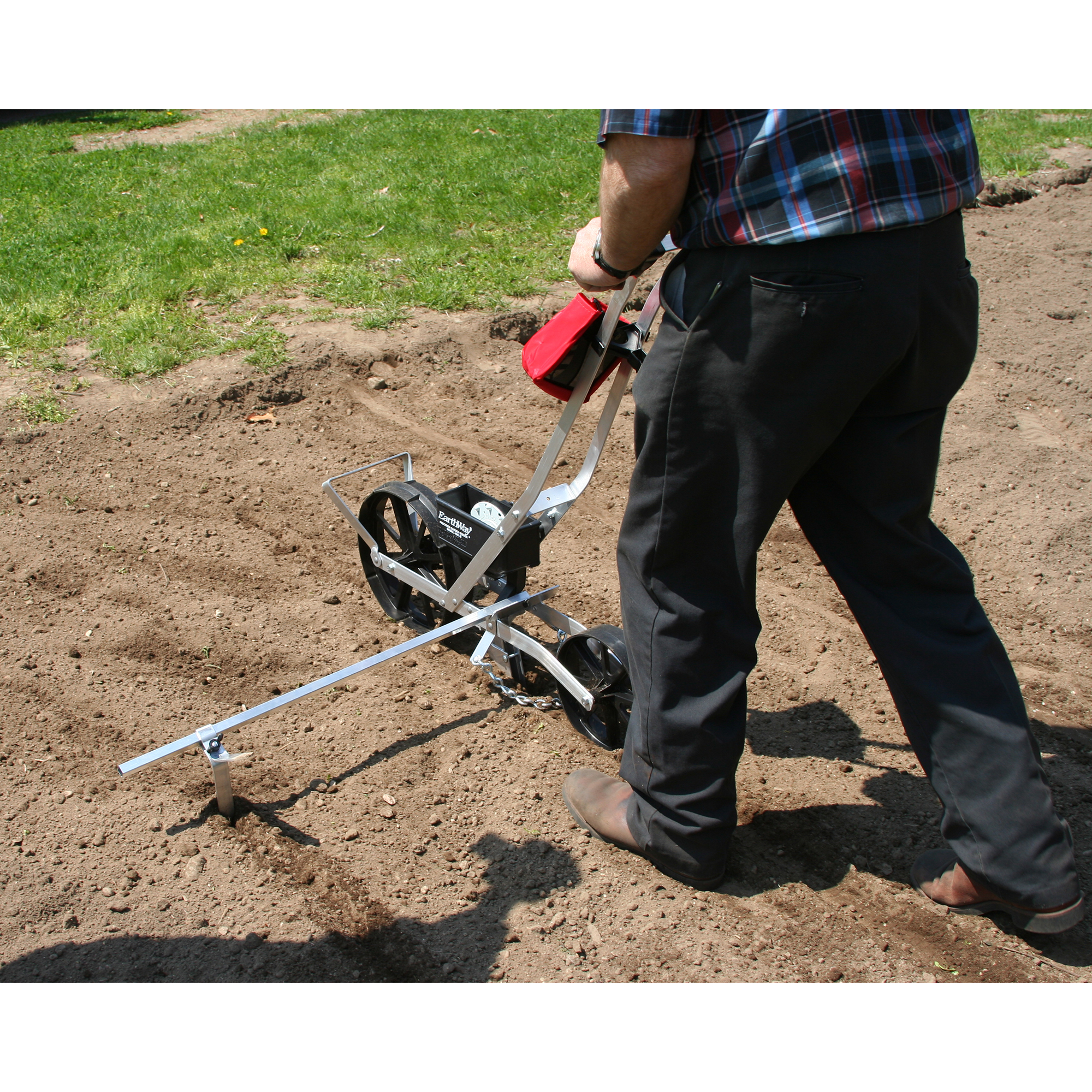 Earthway 1001-B Precision Garden Seeder Adaptable Seed and Fertilizer